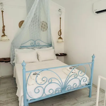 Marissa Boutique Hotel 3*